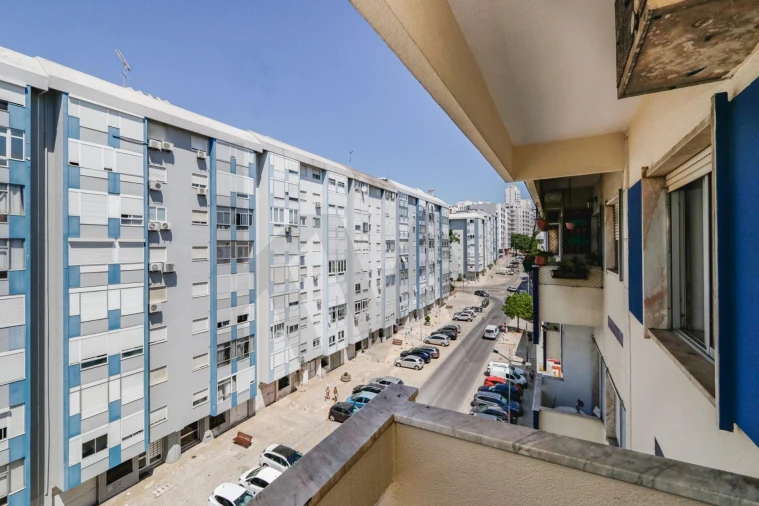 Apartamento T3 para Venda em Almada, Cova da Piedade, Pragal e Cacilhas Foto 27