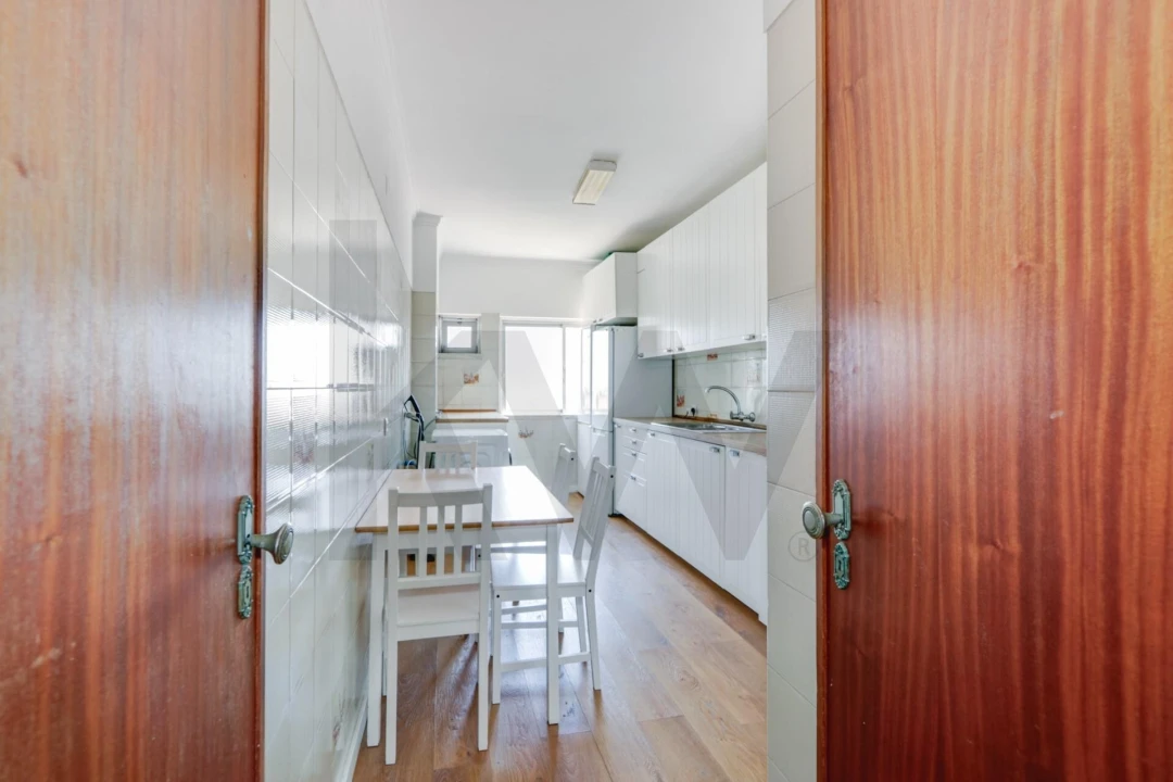 Apartamento T3 para Venda em Almada, Cova da Piedade, Pragal e Cacilhas Foto 19