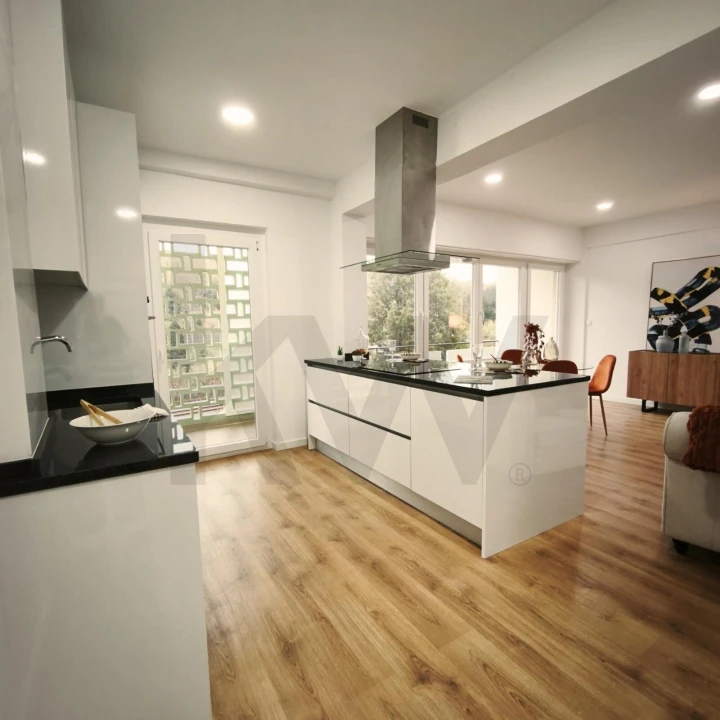 Apartamento T3 para Venda em Benfica Foto 7