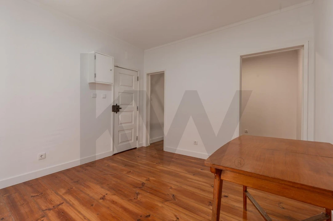 Apartamento T1 para Venda em Misericórdia Foto 3