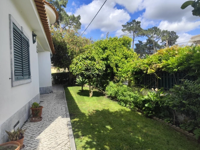 Moradia T3 para Venda em Charneca de Caparica e Sobreda Foto 9