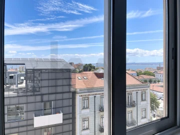 Apartamento T2 para Arrendamento em Penha de França