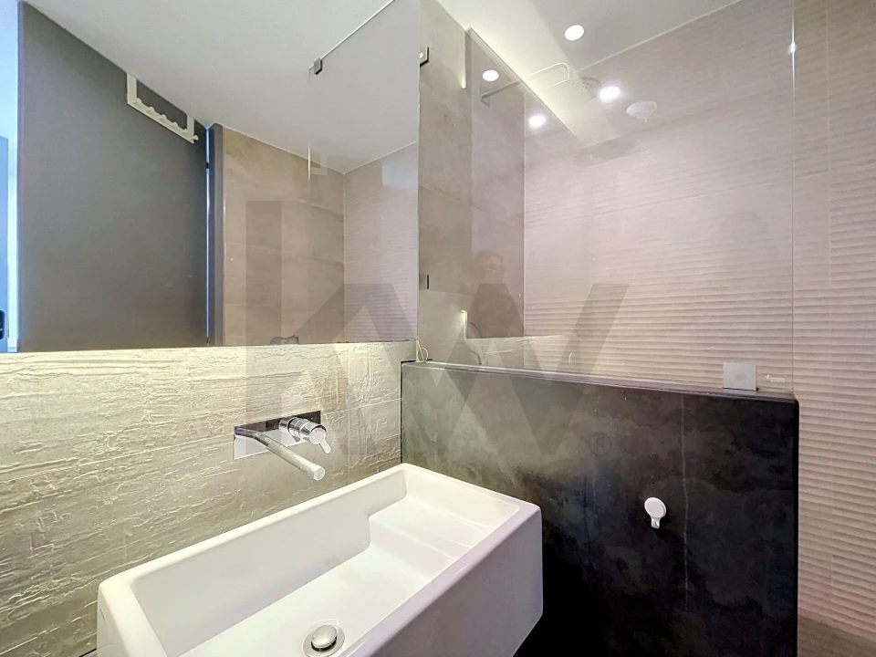 Apartamento T2 para Arrendamento em Penha de França Foto 23