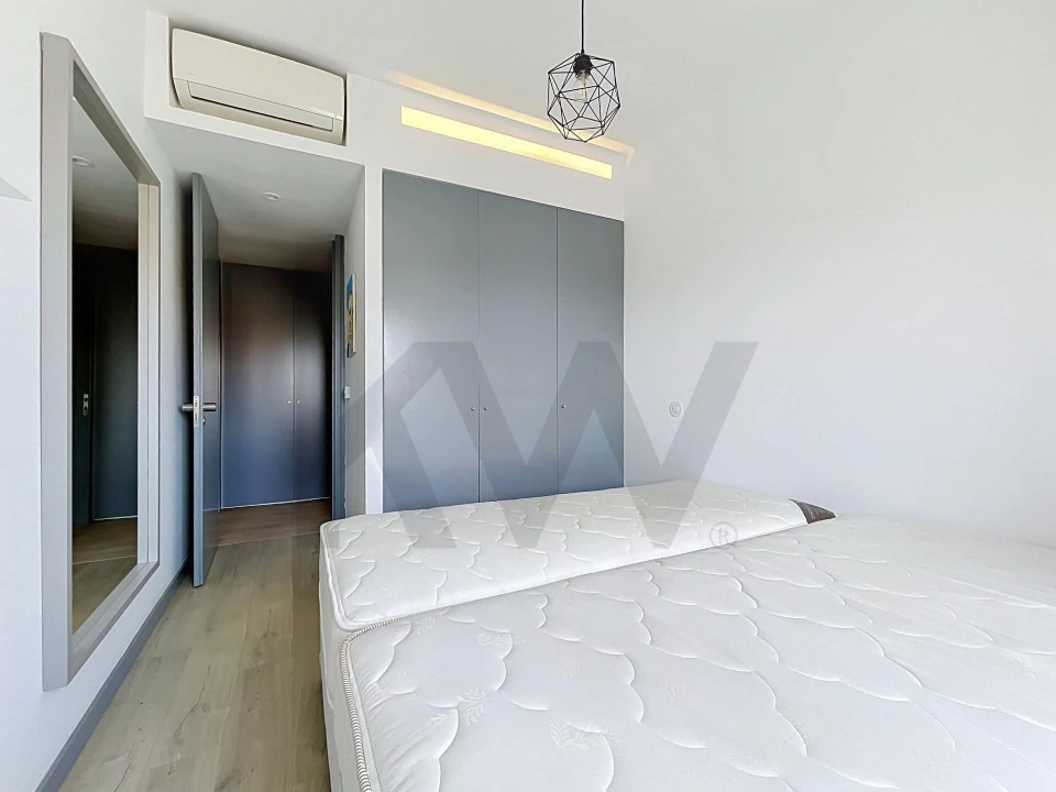 Apartamento T2 para Arrendamento em Penha de França Foto 16