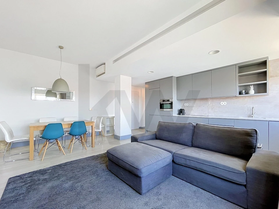 Apartamento T2 para Arrendamento em Penha de França Foto 5