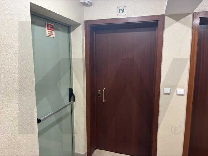 Apartamento T2 para Arrendamento em Carnide Foto 10