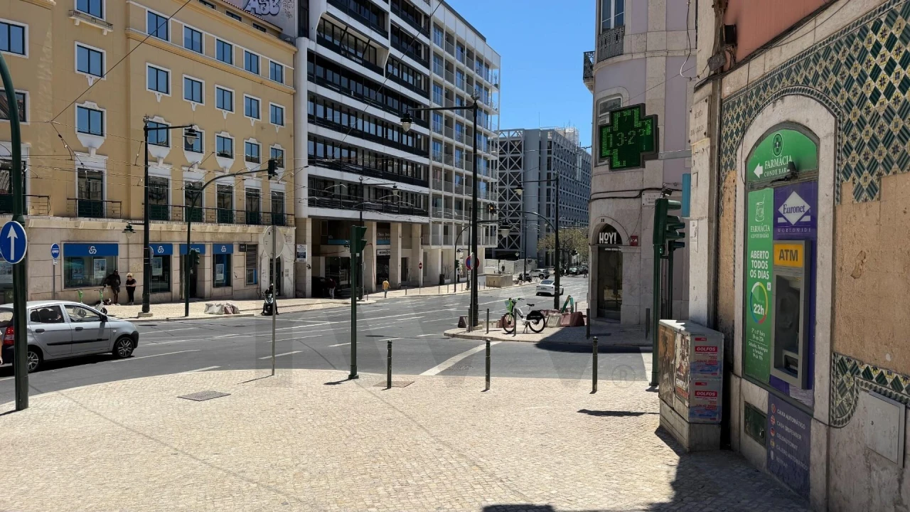 Loja para Arrendamento em Estrela Foto 7