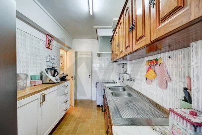Apartamento T3 para Venda em Queluz e Belas