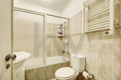 Apartamento T3 para Venda em Queluz e Belas