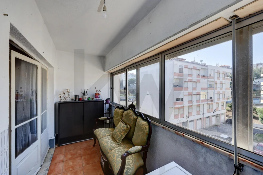 Apartamento T3 para Venda em Queluz e Belas Foto 6
