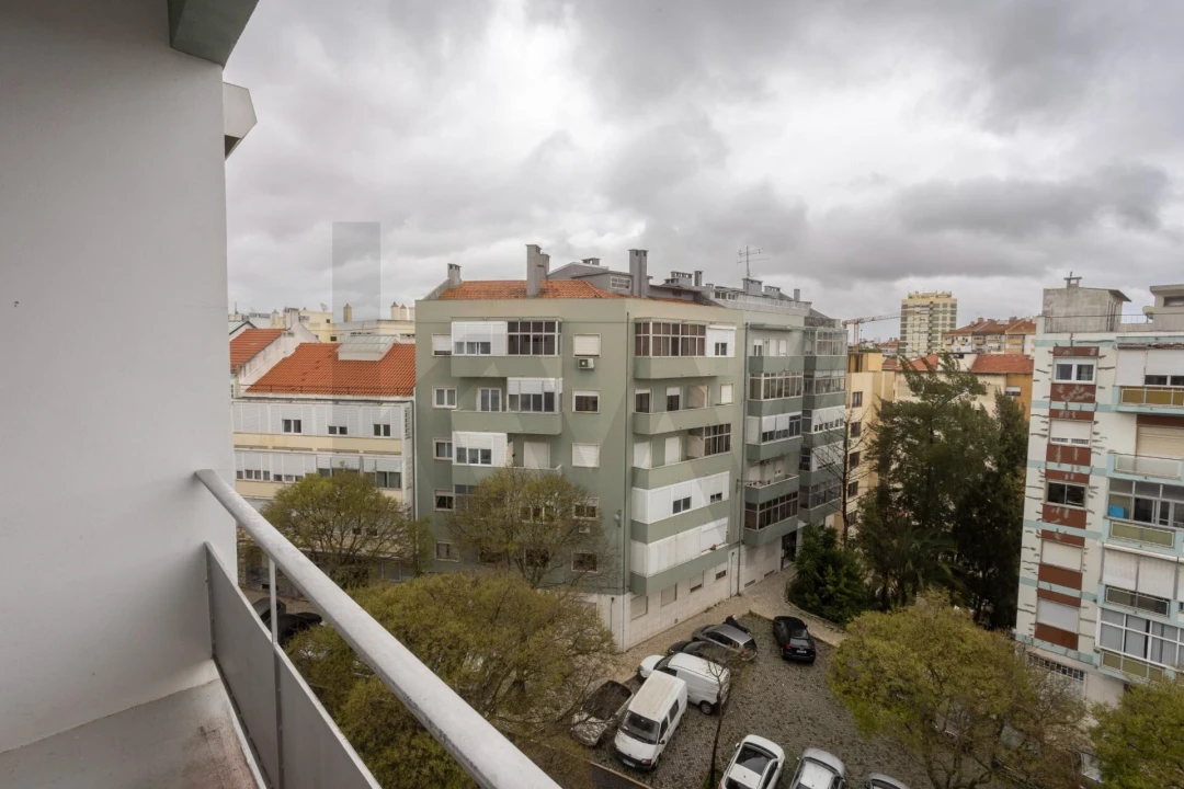 Apartamento T2 para Arrendamento em Benfica Foto 20