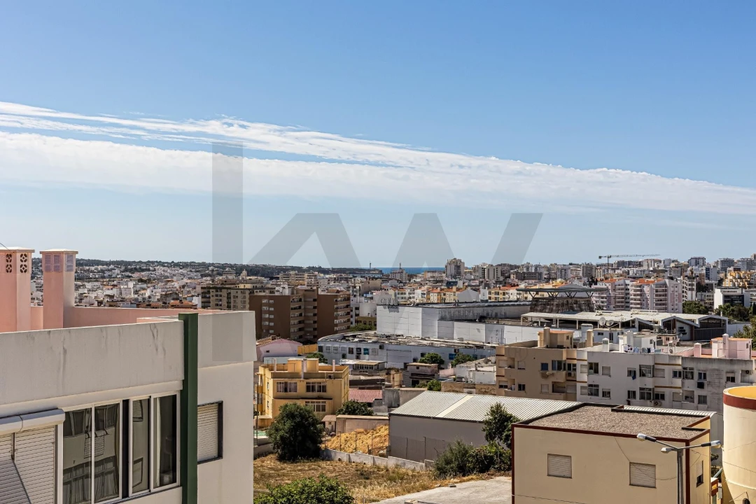 Apartamento T2 para Venda em Portimão Foto 14