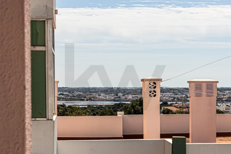 Apartamento T2 para Venda em Portimão Foto 21