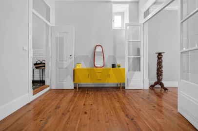 Apartamento T2 para Venda em Santa Maria Maior