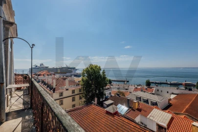 Apartamento T2 para Venda em Santa Maria Maior