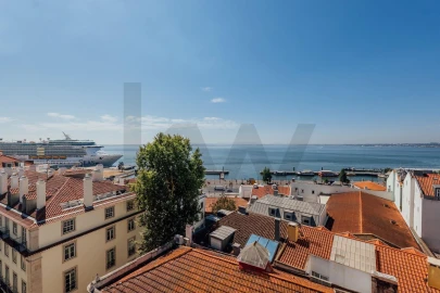 Apartamento T2 para Venda em Santa Maria Maior