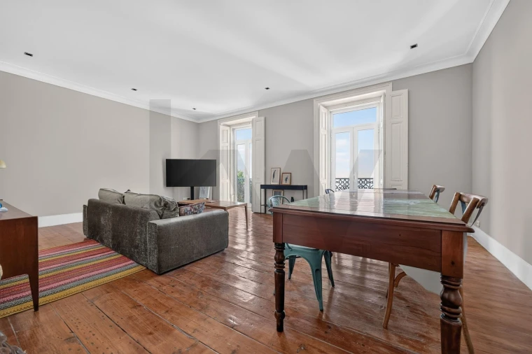 Apartamento T2 para Venda em Santa Maria Maior Foto 3