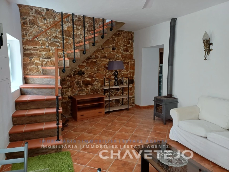 Moradia T2 para Venda em Vila de Rei Foto 4