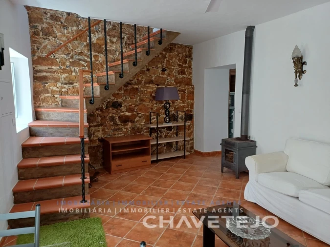 Moradia T2 para Venda em Vila de Rei Foto 4