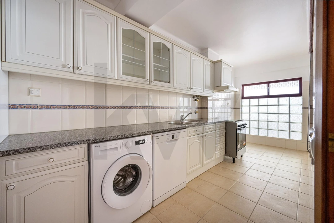 Apartamento T2 para Venda em Sesimbra (Santiago) Foto 33