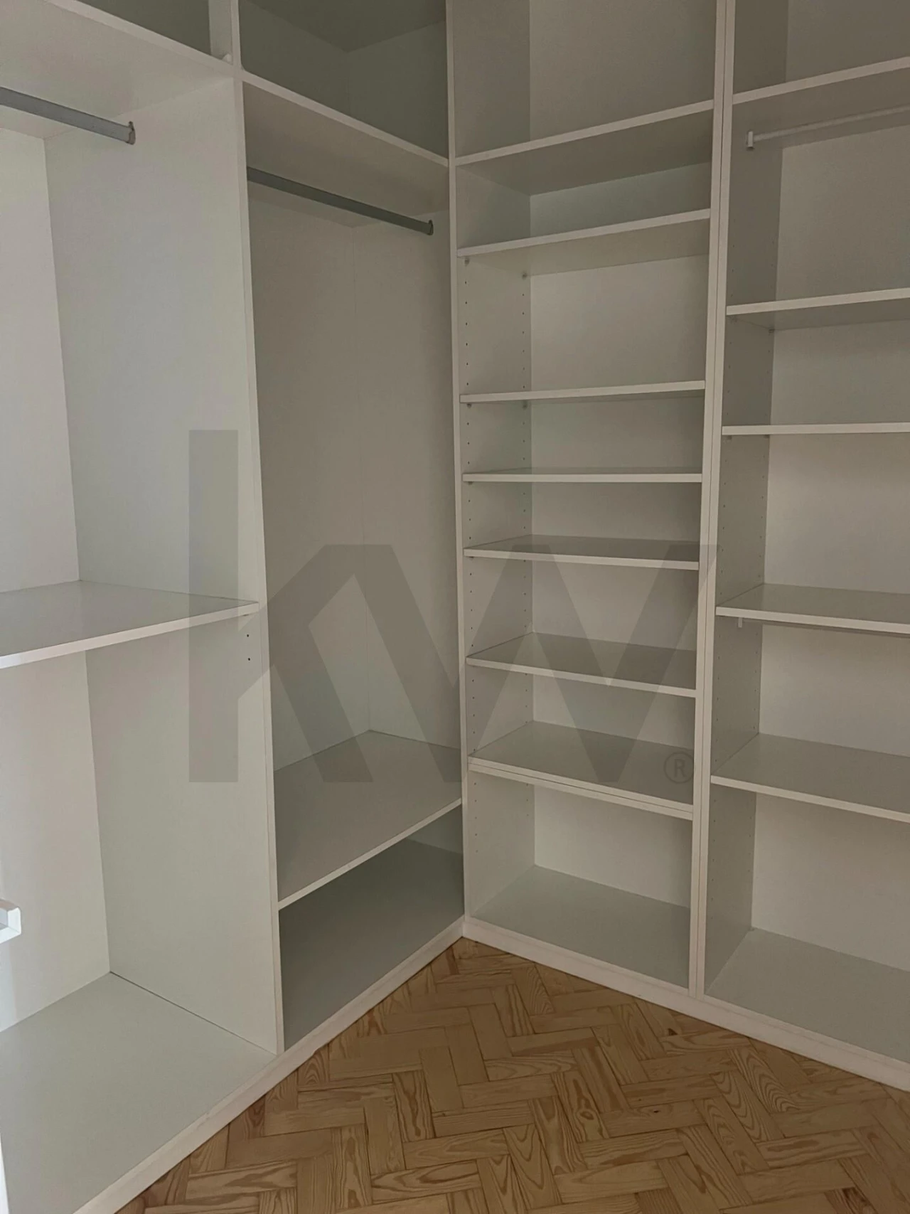 Apartamento T3 para Arrendamento em Avenidas Novas Foto 17