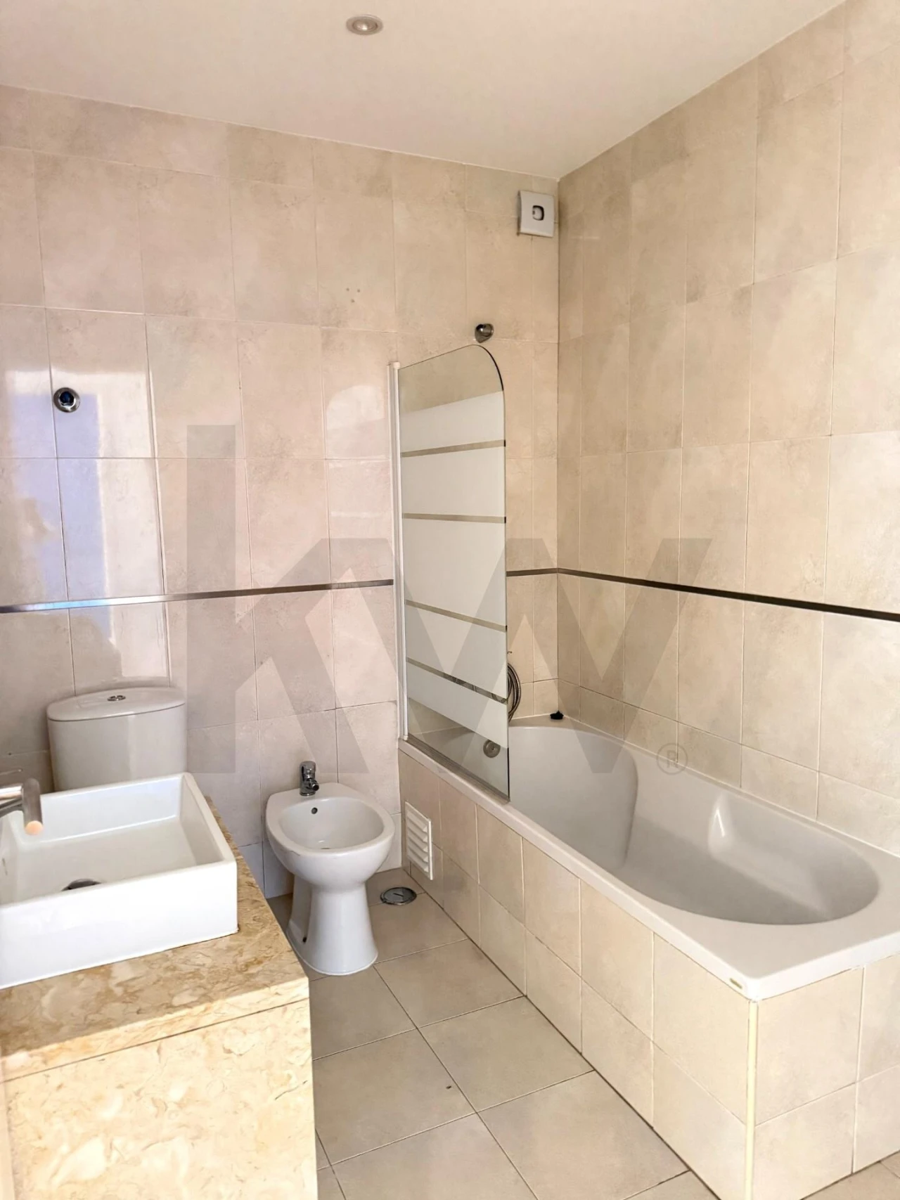 Apartamento T4 para Arrendamento em Avenidas Novas Foto 21