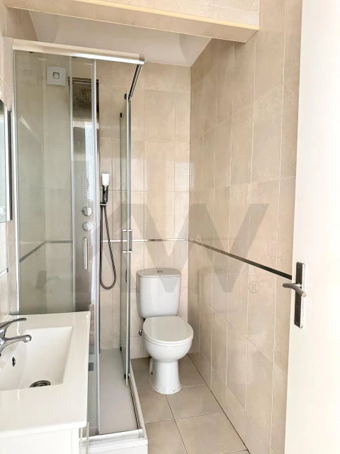 Apartamento T4 para Arrendamento em Avenidas Novas