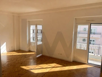 Apartamento T3 para Arrendamento em Avenidas Novas