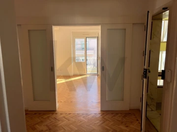 Apartamento T3 para Arrendamento em Avenidas Novas