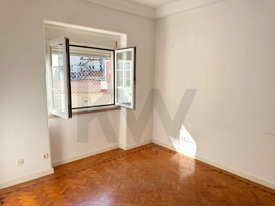 Apartamento T4 para Arrendamento em Avenidas Novas Foto 20