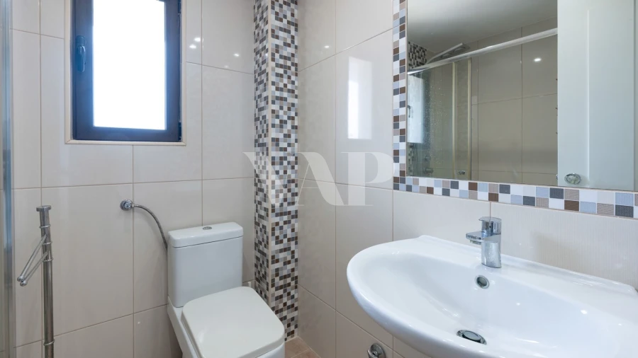 Apartamento T2 para Venda em Quarteira Foto 15