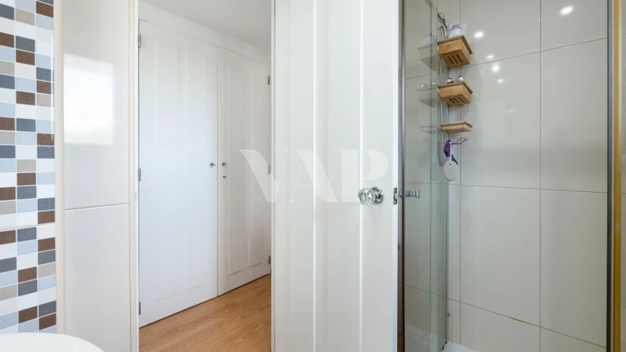Apartamento T2 para Venda em Quarteira Foto 14
