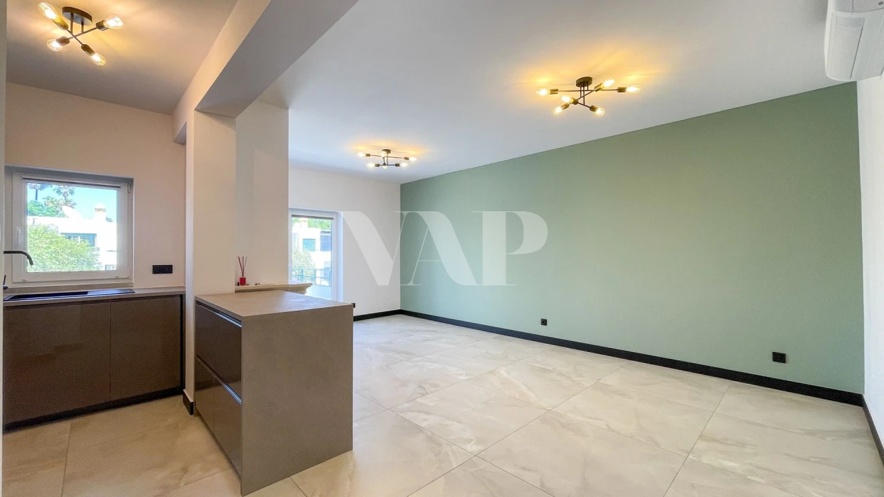 Apartamento T3 para Venda em Quarteira Foto 7