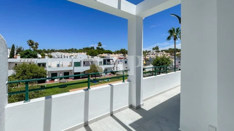 Apartamento T3 para Venda em Quarteira