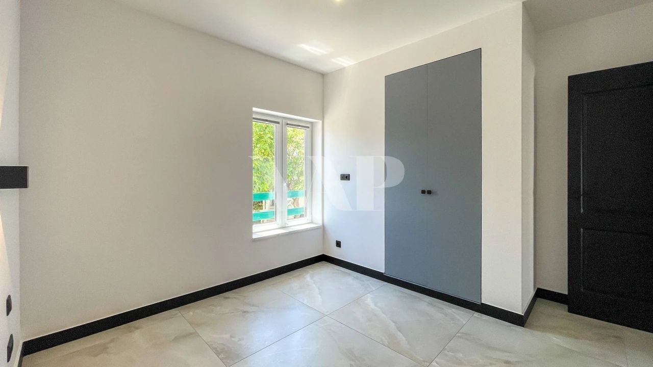 Apartamento T3 para Venda em Quarteira Foto 28