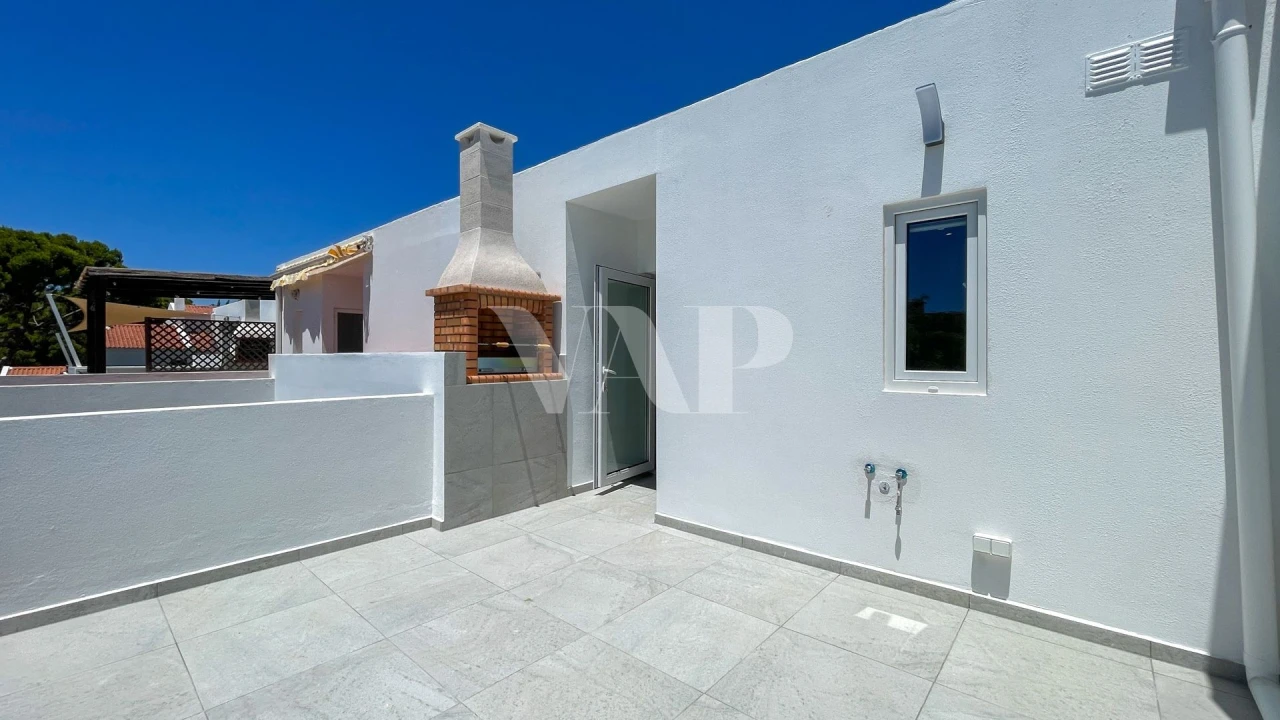 Apartamento T3 para Venda em Quarteira Foto 31