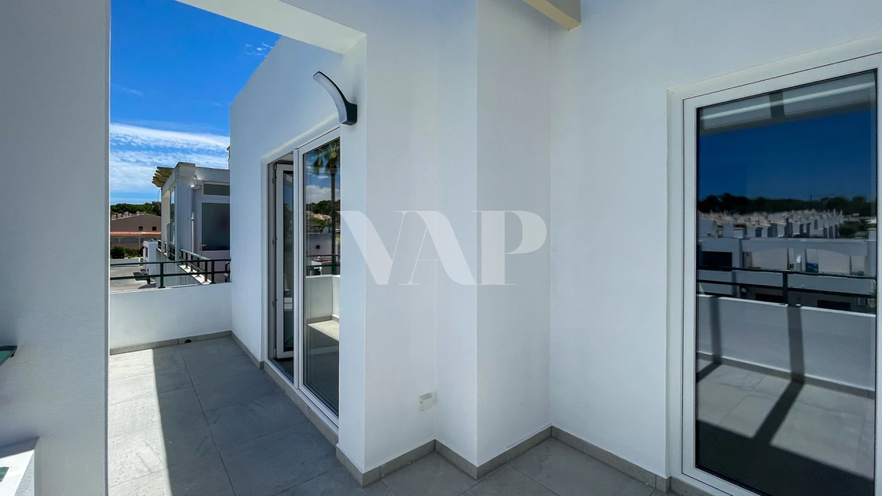 Apartamento T3 para Venda em Quarteira Foto 30