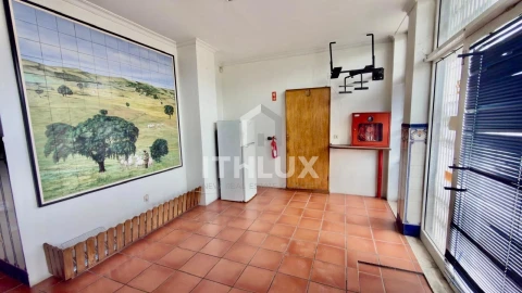 Negócio para Venda em Campanhã