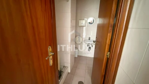 Negócio para Venda em Campanhã