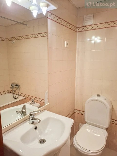 Apartamento T2 para Venda em Seixal, Arrentela e Aldeia de Paio Pires