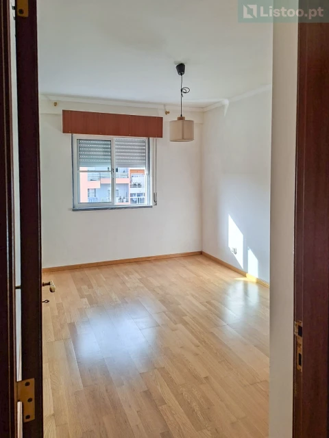 Apartamento T2 para Venda em Seixal, Arrentela e Aldeia de Paio Pires