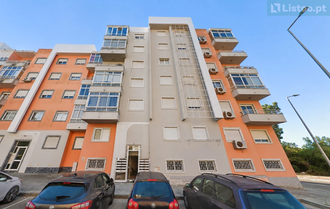 Apartamento T2 para Venda em Seixal, Arrentela e Aldeia de Paio Pires Foto 17