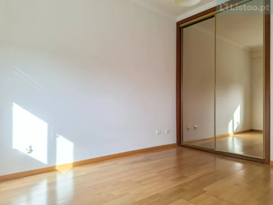 Apartamento T2 para Venda em Seixal, Arrentela e Aldeia de Paio Pires Foto 16