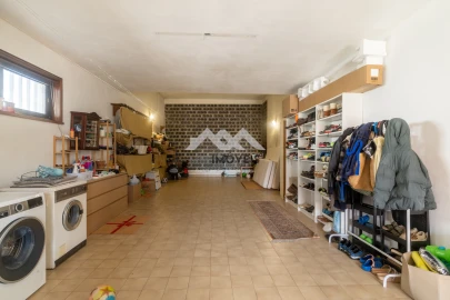 Moradia T4 para Venda em Freixo de Cima e de Baixo