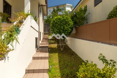 Moradia T4 para Venda em Freixo de Cima e de Baixo