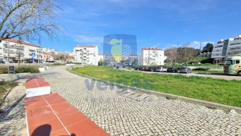 Terreno para Venda em Vale de Santarem