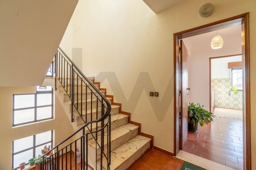 Apartamento T2 para Venda em Olhão Foto 3