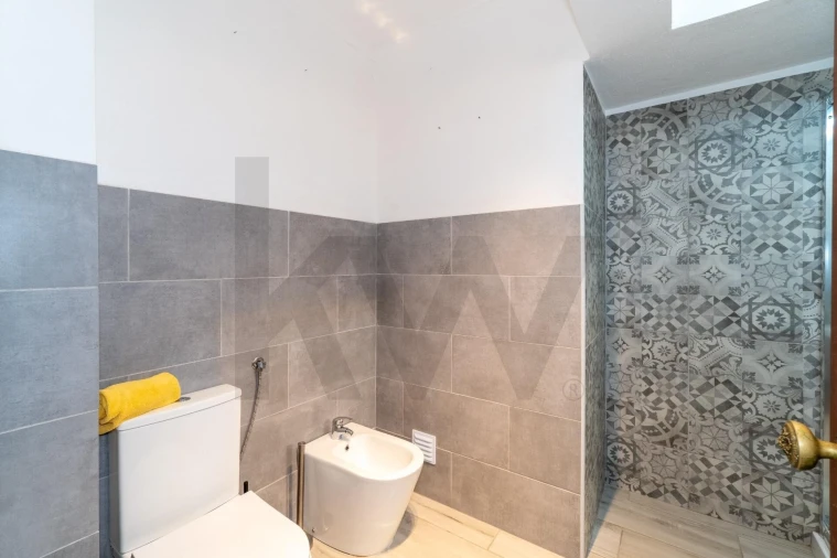 Apartamento T2 para Venda em Olhão Foto 12