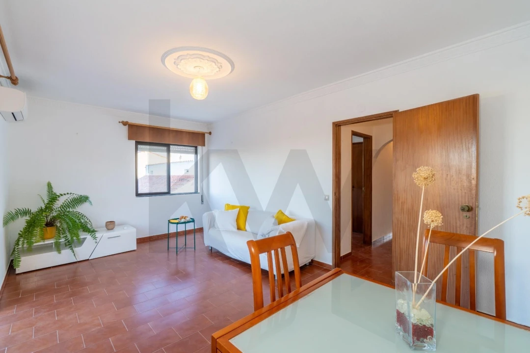 Apartamento T2 para Venda em Olhão Foto 6