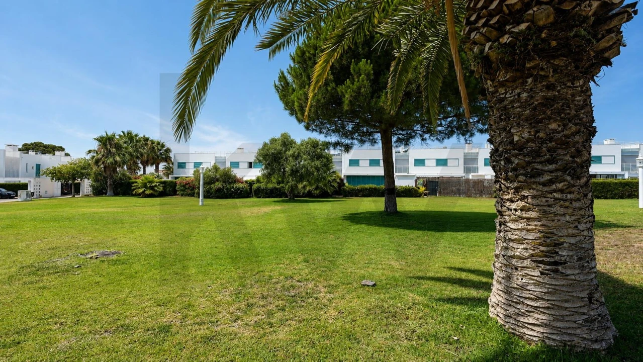 Apartamento T1 para Venda em Portimão Foto 23